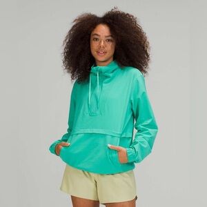Lululemon Pack Light Pullover in Paradise Green